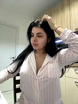 Scarlett-Dream online show from 12-15-25, 04:06