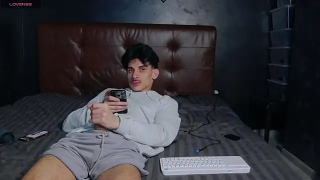 Snapshot of DanielCrush1 chatting on 01-31-26, 07:11 DanielCrush1 online show from 01-31-26, 07:11