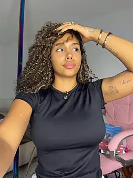 stormyy  online show from 04-06-26, 02:53