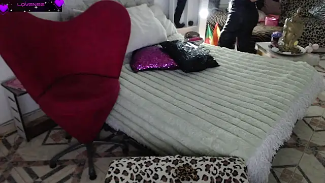 Myrnasexxx online show from 03-28-26, 01:16