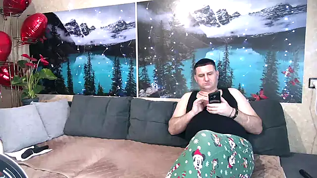 Snapshot of Big_Boss55 chatting on 03-10-25, 11:53 Big Boss55 online show from 03-10-25, 11:53