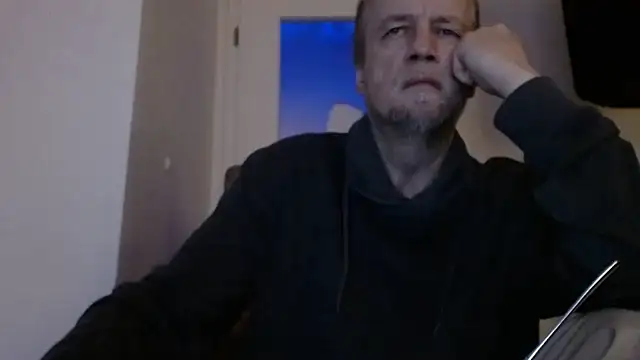 Snapshot of Cordt27 chatting on 11-19-25, 08:31 Cordt27 online show from 11-19-25, 08:31