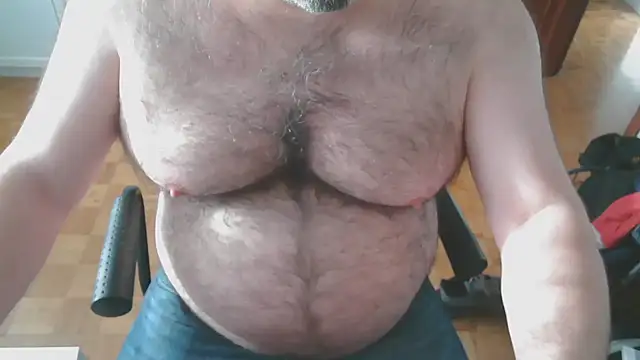 mikeyhotbear online show from 02-25-26, 05:00