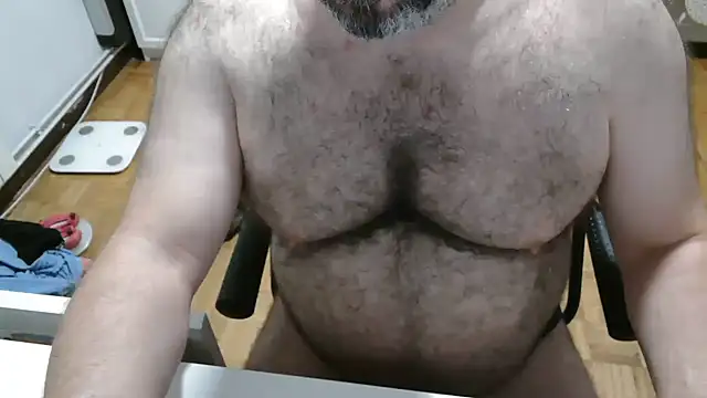 mikeyhotbear online show from 07-06-26, 04:09