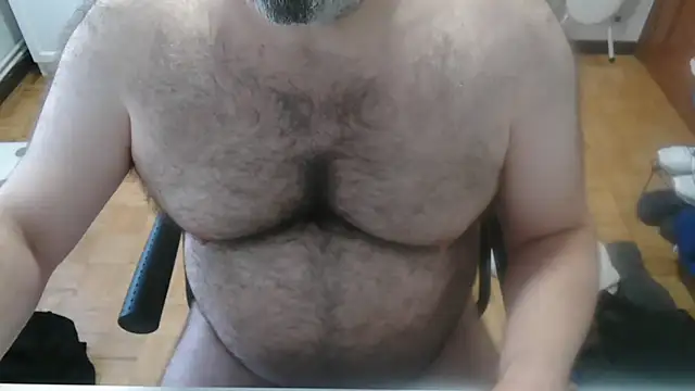 mikeyhotbear online show from 07-13-26, 05:43