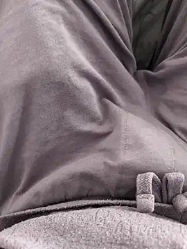 Snapshot of Elixire1 chatting on 11-04-25, 03:22 Elixire1 online show from 11-04-25, 03:22