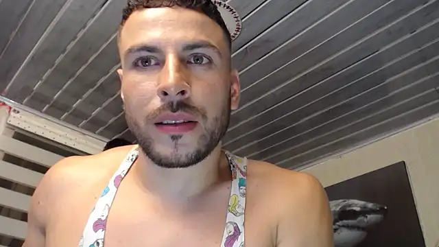 bayronfit online show from 06-01-26, 01:07