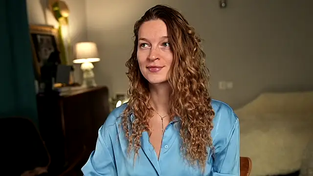 Snapshot of Special___ chatting on 03-05-25, 03:18 Special    online show from 03-05-25, 03:18