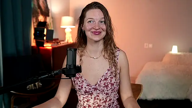 Snapshot of Special___ chatting on 03-07-25, 03:28 Special    online show from 03-07-25, 03:28