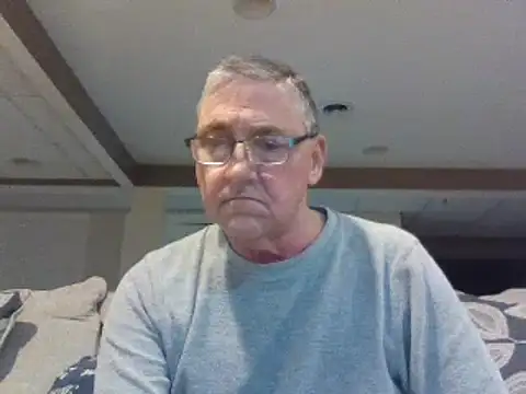 Snapshot of takeitall101 chatting on 01-01-25, 10:32 takeitall101 online show from 01-01-25, 10:32