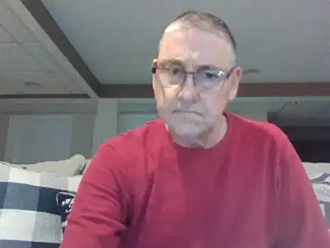 Snapshot of takeitall101 chatting on 03-23-25, 08:26 takeitall101 online show from 03-23-25, 08:26