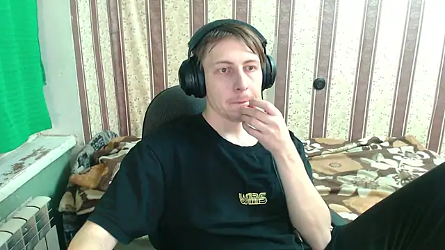 darienlarge online show from 10-29-25, 04:31