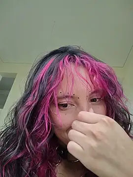  Laary online show from 02-10-26, 07:18