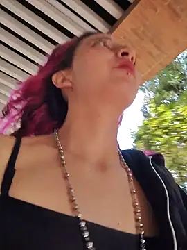  Laary online show from 04-24-26, 08:11