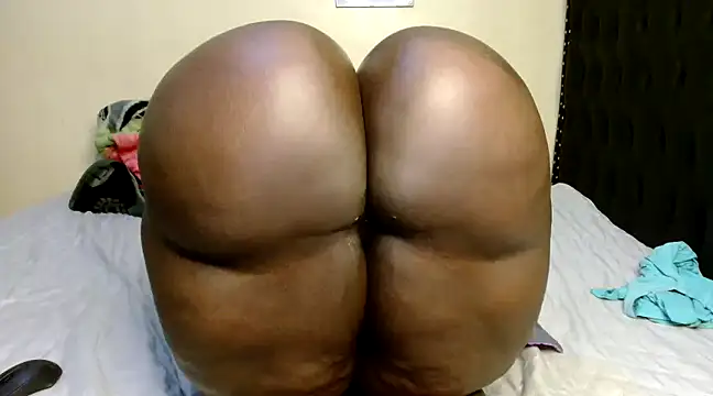 Toomuchbooty33 online show from 12-03-24, 10:40