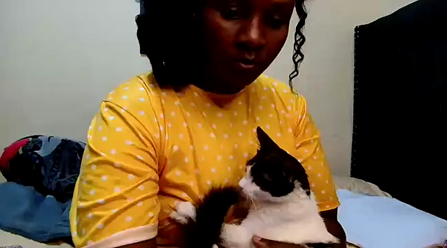 Toomuchbooty33 online show from 02-02-25, 05:48