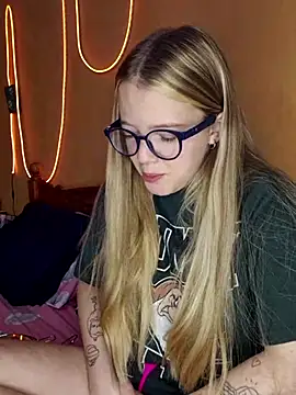 -veranito- online show from 03-18-25, 03:09