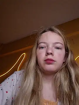 -veranito- online show from 09-22-25, 03:08