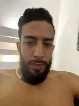 Alessandro  Rossi online show from 09-17-25, 02:19