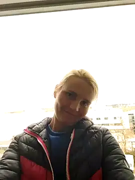 Snapshot of AnnualSunrise chatting on 03-22-25, 03:53 AnnualSunrise online show from 03-22-25, 03:53