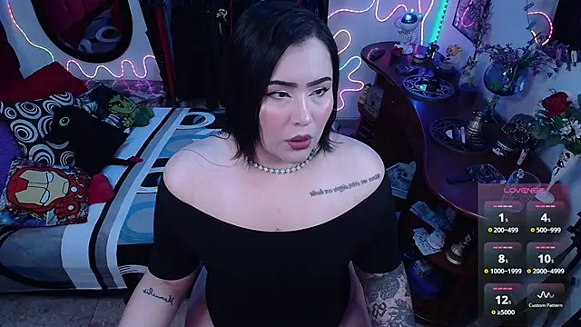 lufek23 online show from 05-21-26, 01:51
