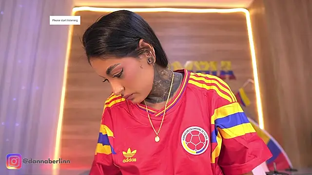 danna berlin  online show from 06-27-26, 07:19
