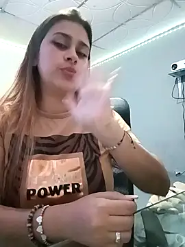 Snapshot of Latina_sexy1 chatting on 03-17-25, 03:40 Latina sexy1 online show from 03-17-25, 03:40