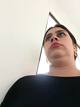 Snapshot of Latina_sexy1 chatting on 10-13-25, 02:50 Latina sexy1 online show from 10-13-25, 02:50