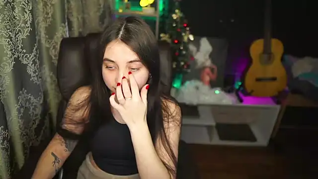 delicatedBailey online show from 02-09-25, 05:29