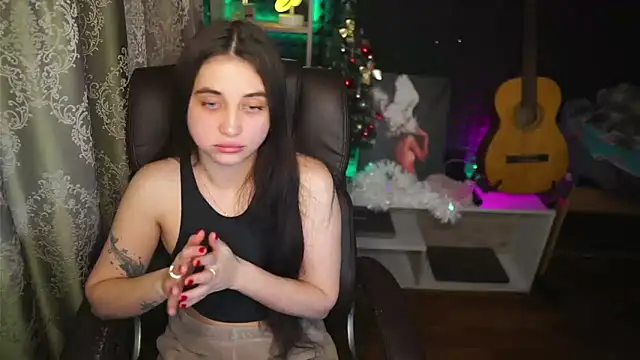 delicatedBailey online show from 02-10-25, 05:47