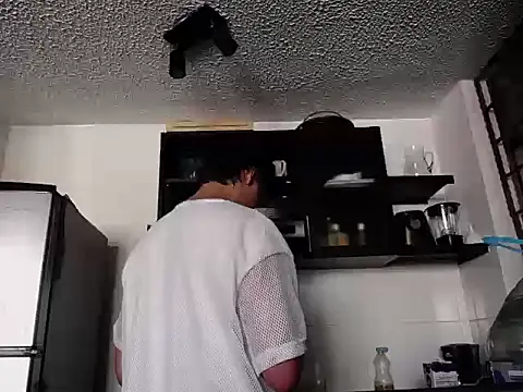 Santiago kiler online show from 01-17-25, 01:24