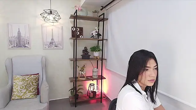 Snapshot of Sassy--Girl chatting on 06-02-26, 06:54 Sassy--Girl online show from 06-02-26, 06:54