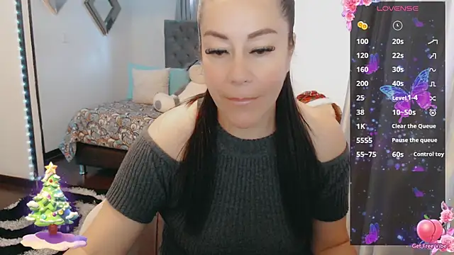 Snapshot of jlove_bss chatting on 12-19-24, 12:12 jlove bss online show from 12-19-24, 12:12