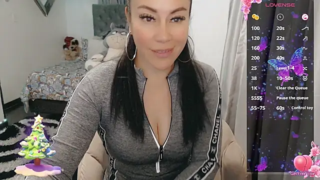 Snapshot of jlove_bss chatting on 01-05-25, 01:56 jlove bss online show from 01-05-25, 01:56