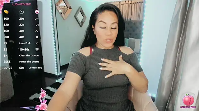 Snapshot of jlove_bss chatting on 02-06-25, 11:26 jlove bss online show from 02-06-25, 11:26