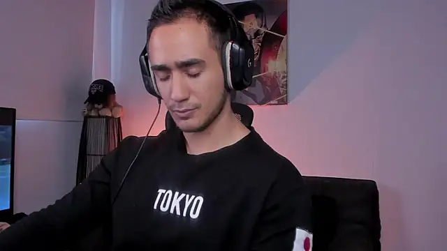 Snapshot of AlexRivera6 chatting on 02-01-25, 10:23 AlexRivera6 online show from 02-01-25, 10:23