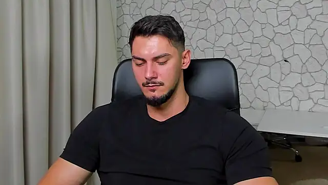 Snapshot of ClintMasters chatting on 11-03-25, 05:20 ClintMasters online show from 11-03-25, 05:20