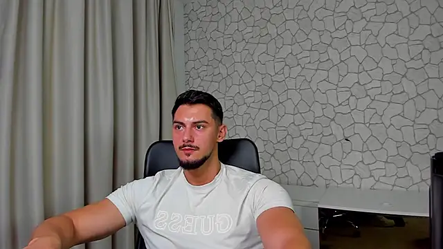 Snapshot of ClintMasters chatting on 11-04-25, 05:39 ClintMasters online show from 11-04-25, 05:39