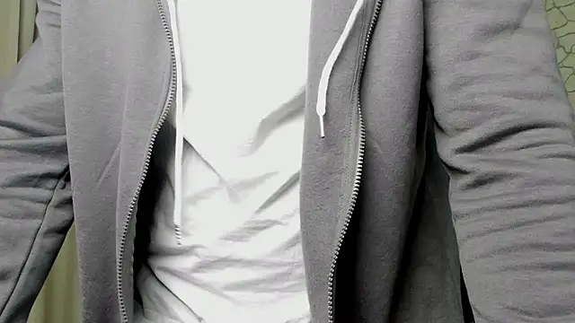 Snapshot of ClintMasters chatting on 12-15-25, 05:55 ClintMasters online show from 12-15-25, 05:55