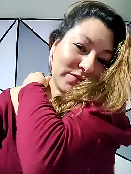 Snapshot of sakotodika chatting on 02-05-25, 12:42 sakotodika online show from 02-05-25, 12:42