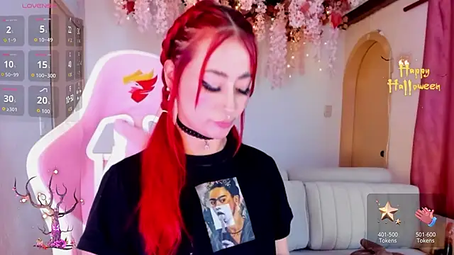 Mia-Bloom online show from 10-22-25, 01:28