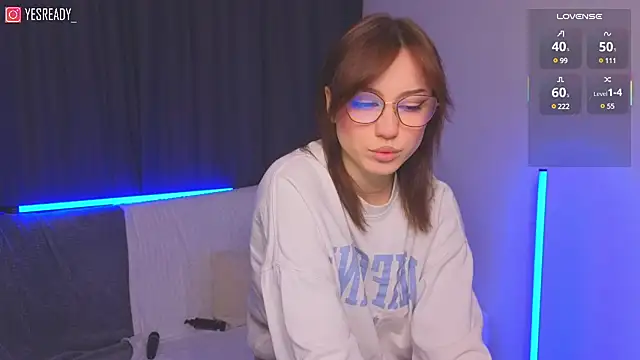 Snapshot of Eva_Doo chatting on 02-23-25, 11:04 Eva Doo online show from 02-23-25, 11:04