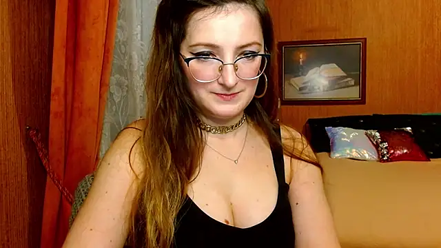 Arielsssplash online show from 12-23-24, 02:50