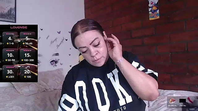 LIila28six online show from 04-17-26, 03:37