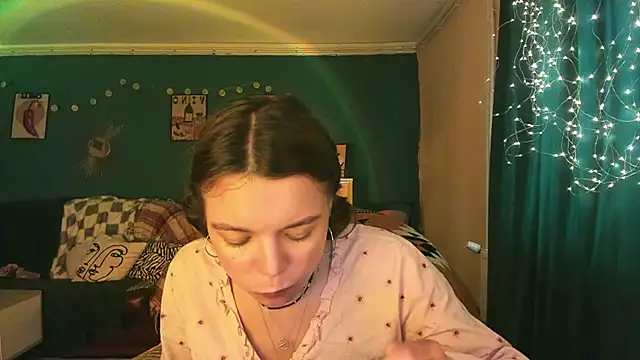 ClancyMorissey online show from 06-09-26, 05:02