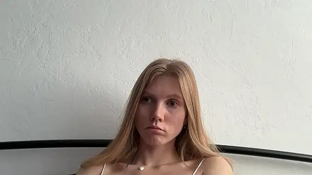 MaryMiton online show from 05-18-26, 04:51
