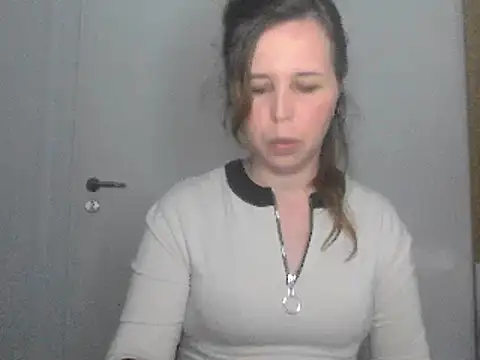 loveis007 online show from 03-10-25, 09:29