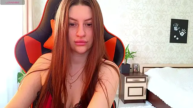 Elishka  online show from 04-21-26, 05:47