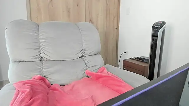 xspecialoomx online show from 04-23-26, 01:35