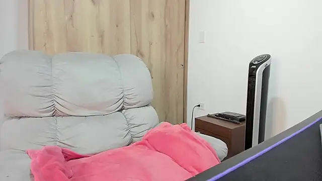 xspecialoomx online show from 04-25-26, 07:44